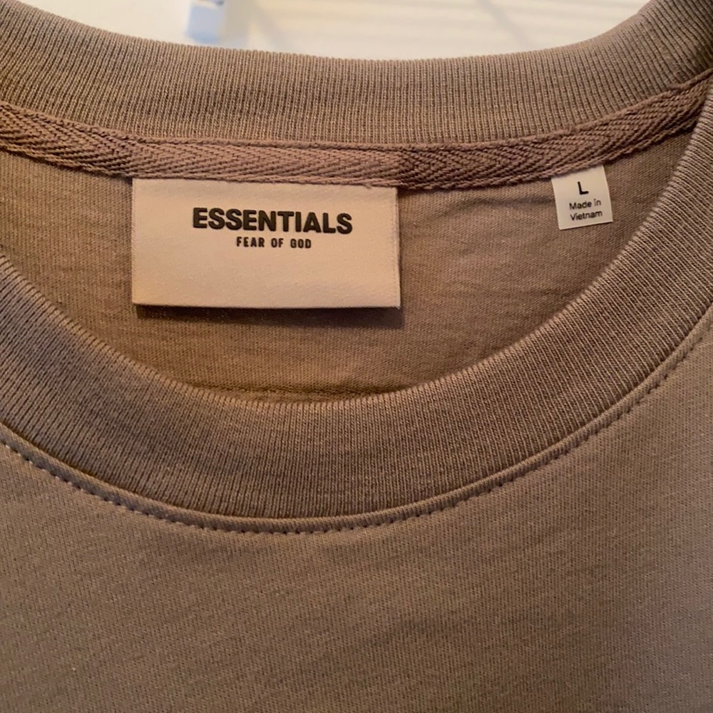 ESSENTIALS Fear of God shirt